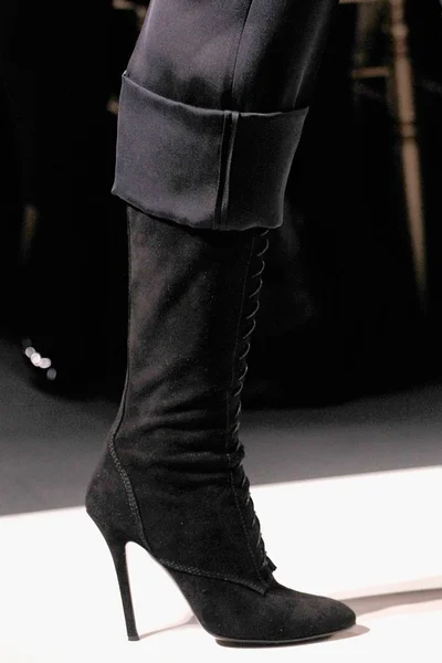 Look 27